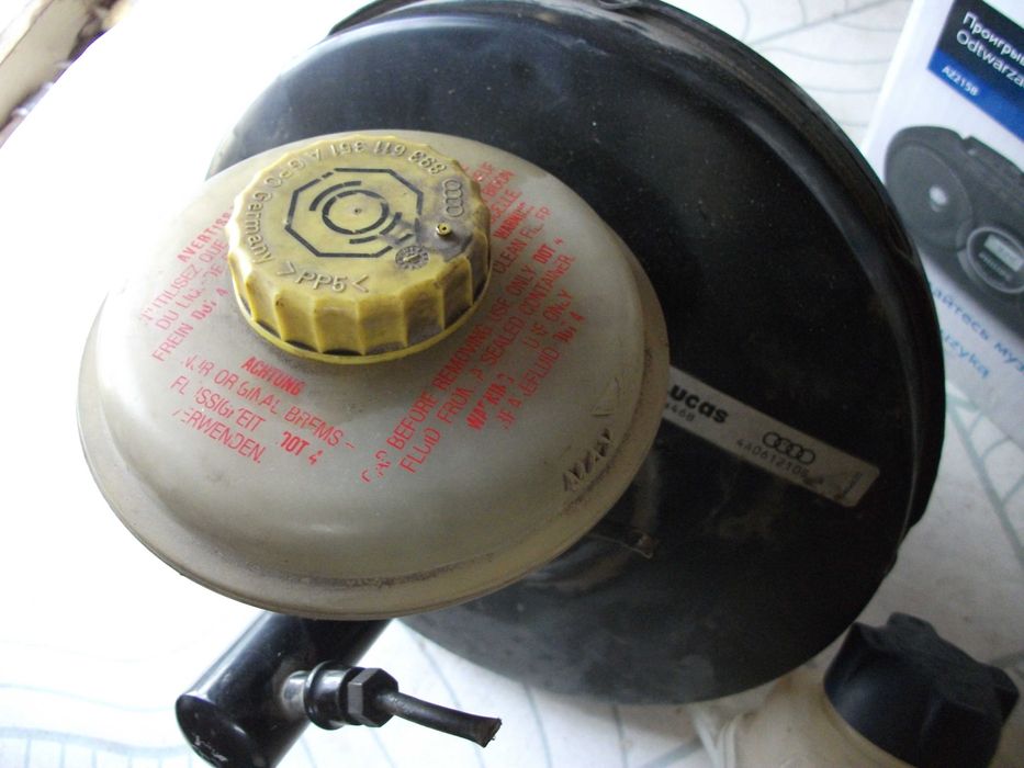 Части за Audi A4 B5 1.8TQ, 80 B4 2.0 ABK, 100/A6 C4, 2.0 16V, 2.6, 2.8