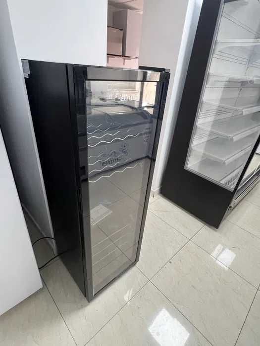 Продаются витринные холодильники AIWA и мини с воздушным охлаждением