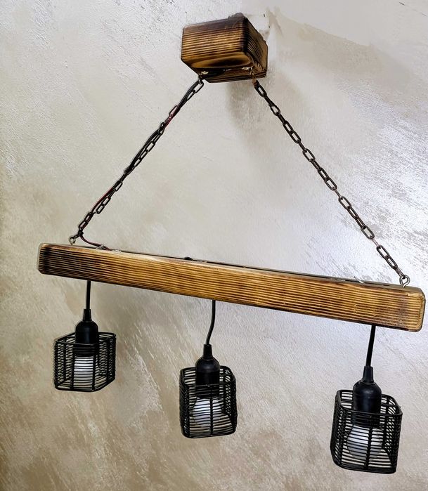 Полилеи за таван