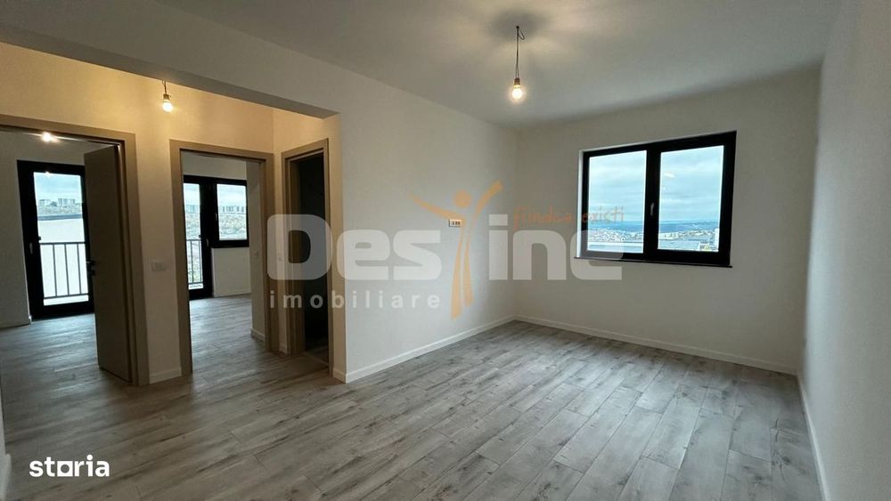 Apartament 2 camere decomandat, etaj intermediar + loc parcare, Rediu