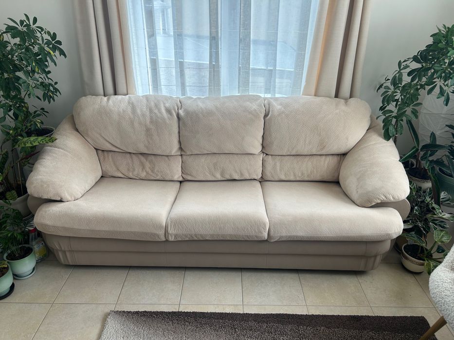 Разтегателен диван