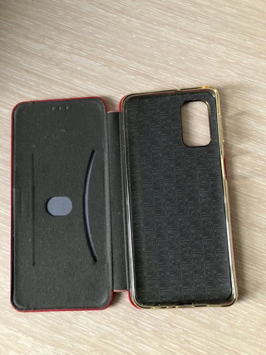 Чехлы на айфон 13 и самсунг