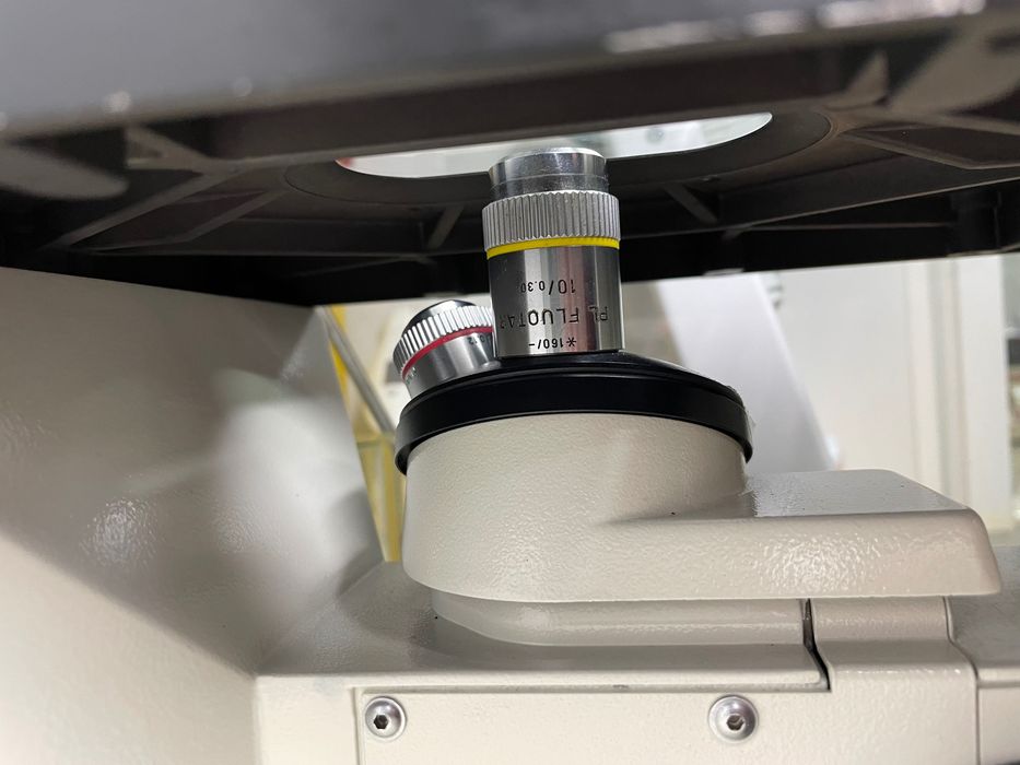 Microscop Leica Inversat