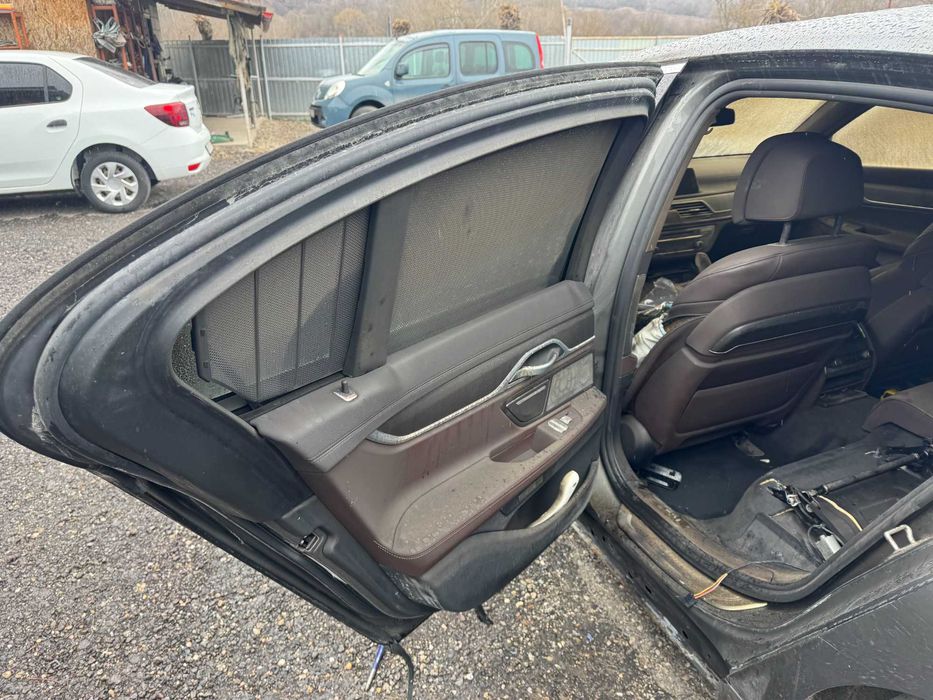 Dezmembrari Dezmembrez Piese piesa Dez auto Bmw G11 740e 2019 hybrid
