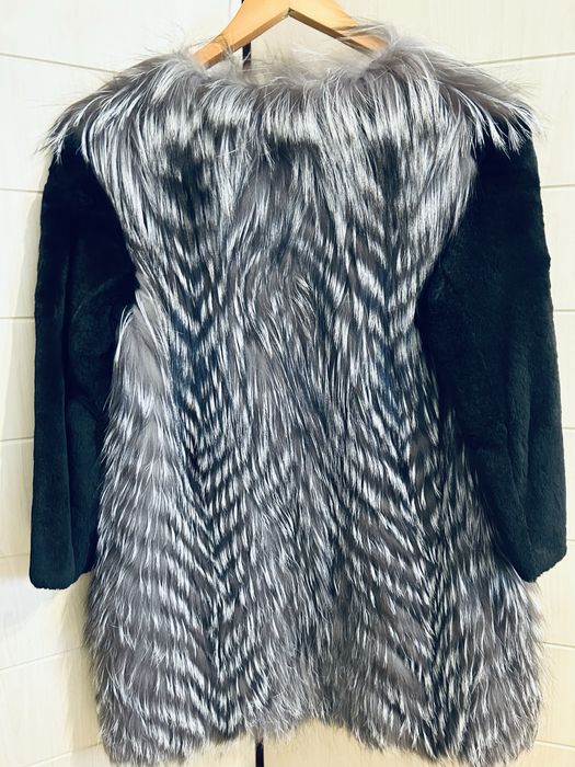 Продам шубу из чернобурки.