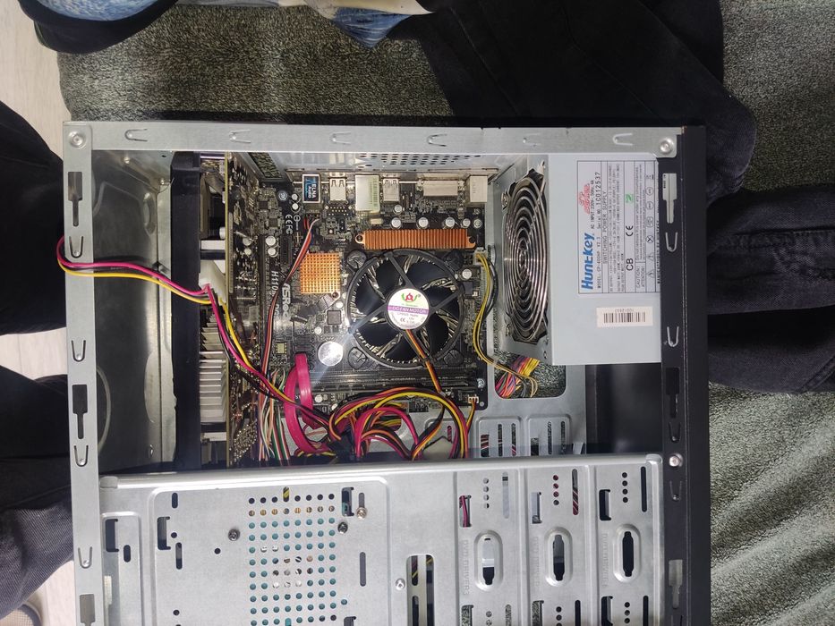 Материнская плата с процессором