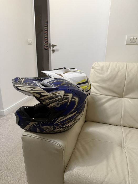 Vand 2 casti Atv/enduro/moto