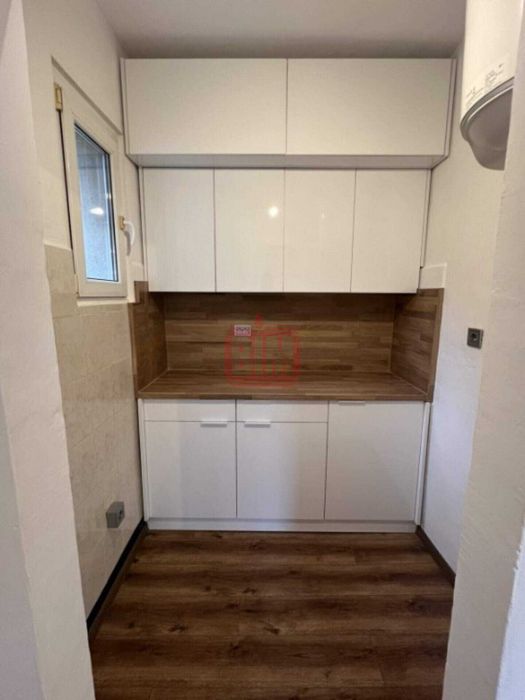 Продава се Тристаен апартамент в Пловдив, Център - 87 кв.м за 991 €/кв.м - Снимка #4