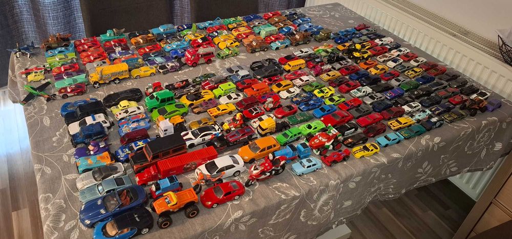 Colectie mașinuțe