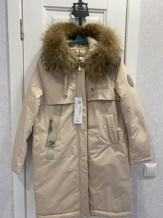 Пуховик раз 46