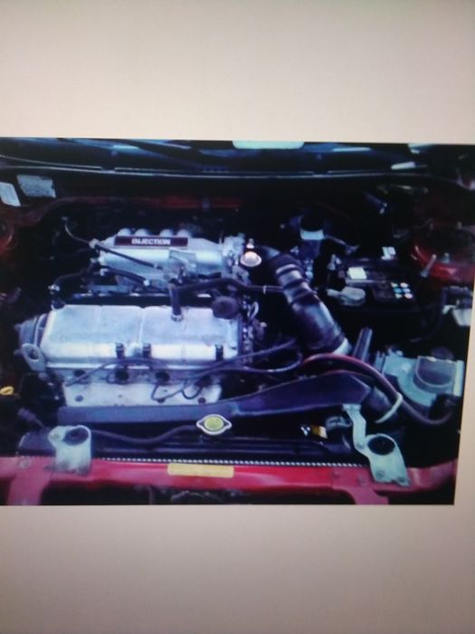 Продавам останали части за мазда 323фG