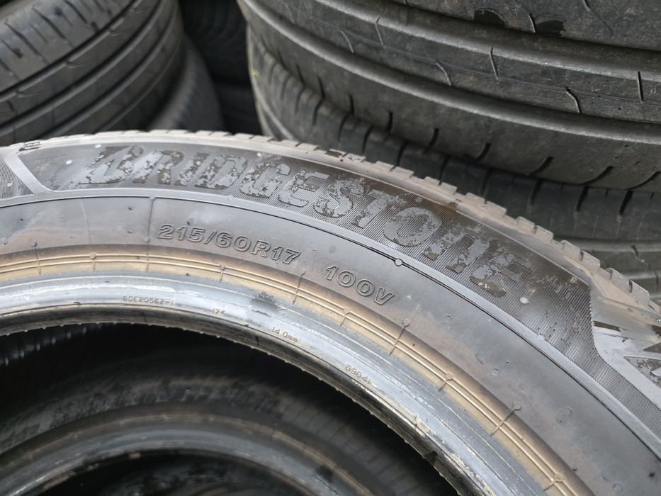4бр Като нови зимни гуми 215 60 17 - Bridgestone- DOT 2024