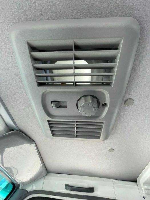 Jac J3 узунлиги 3.70м уни 1.76 ,баландлиги37 Евро6 1.8Матор