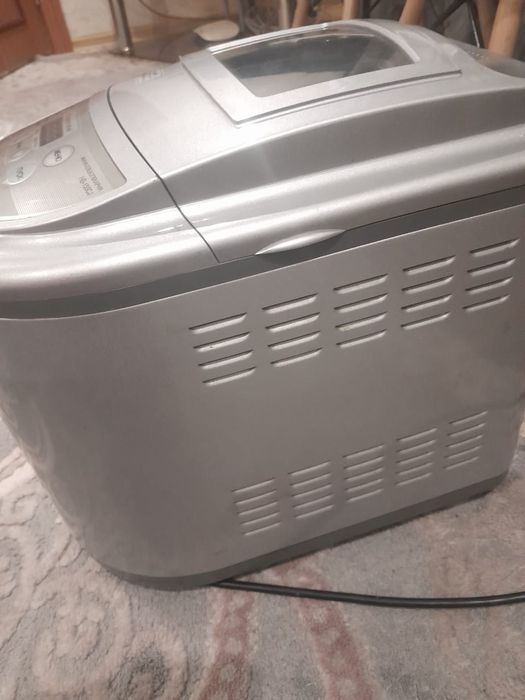 Хлебопечка б/у в отличном рабочем состоянии