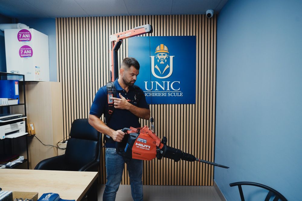 Inchirieri scule masina de slefuit parchet motoburghiu carota beton