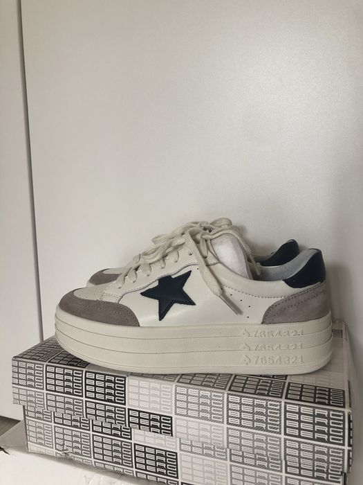 Кросовки женские со звездами