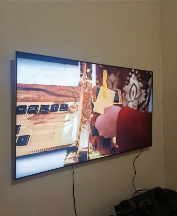 Samsung Smart TV Oled 170см