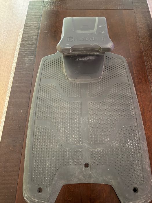 Stație de încărcare Husqvarna Automower 28V – originală, completă
