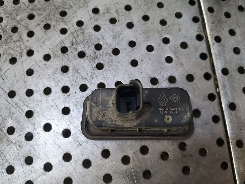 Switch deschidere haion renault megane 3 8200076256 88000001