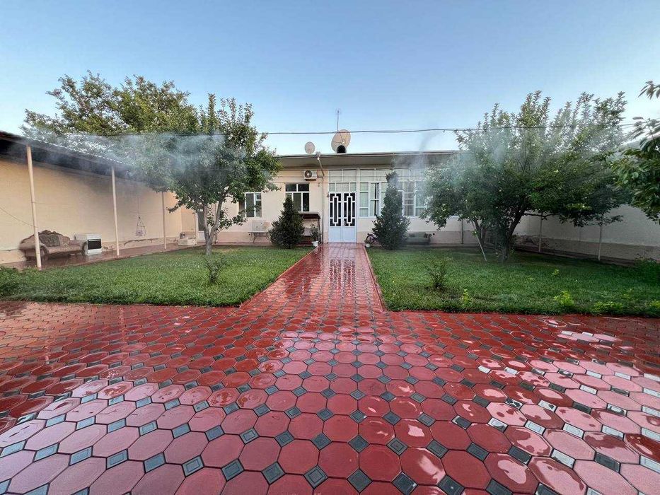 Узим яшаб турган ховли сотигини ер хисобида