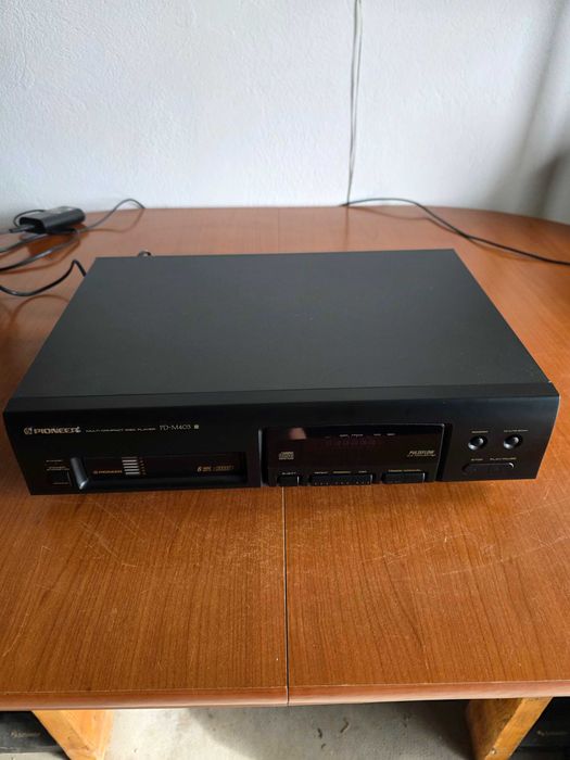 Pioneer PD-M403 CD Player 6 discuri magazie HiFi. impecabil!