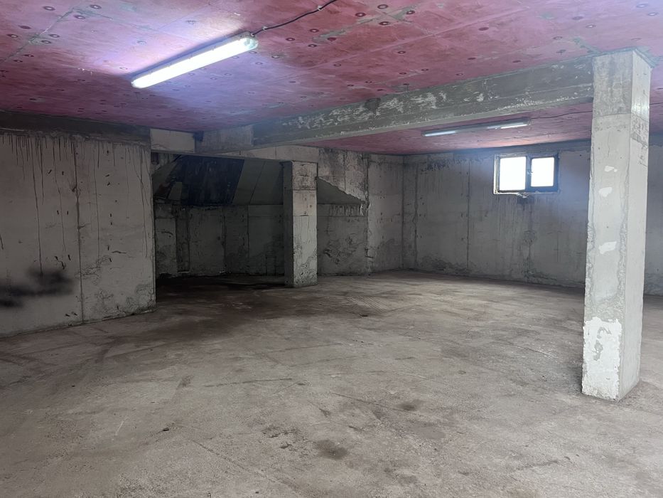 Дава се под наем Склад в Костинброд - 220 кв.м за 1020 € - Снимка #2