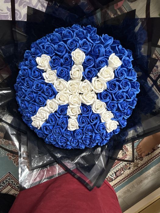 101 розы с надписью "Ж" ароматные