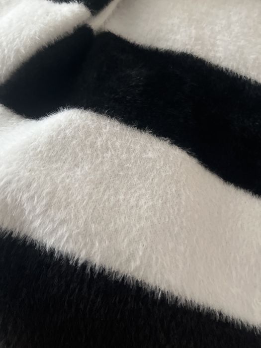 Свитер теплый и очень мягкий