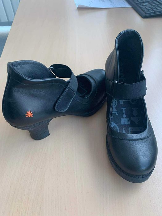 Дамски обувки - марка ART - 38 номер