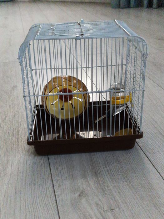 Продам клетку для хомяка хомячка