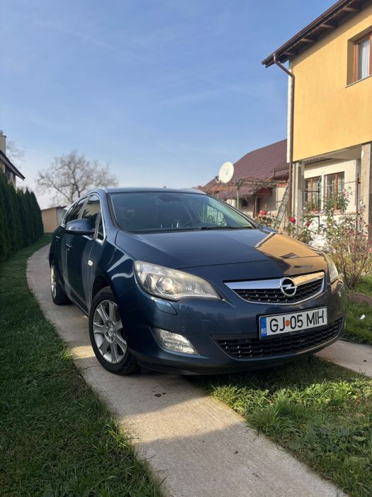 Opel Astra 2012 1.7 CDI 125 CP SUPER OFERTA  NU FAC SCHIMB!!!