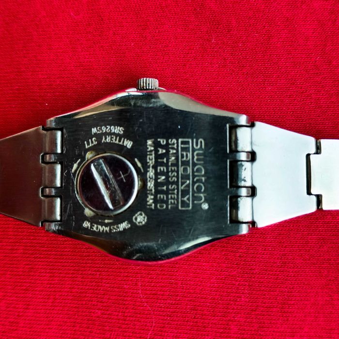 Продам оригинальные SWATCH