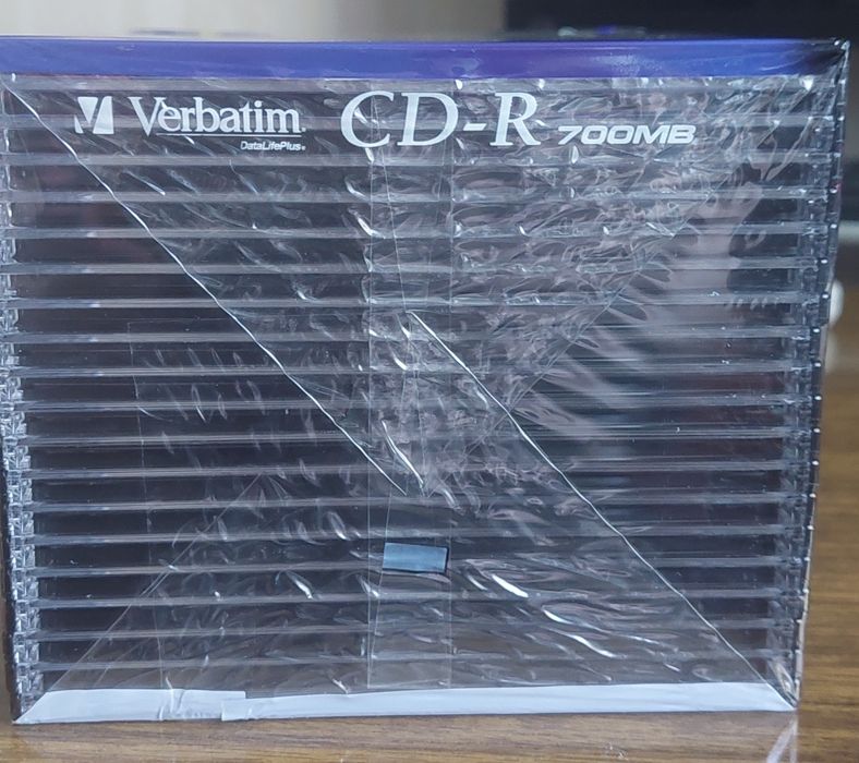 CD Диски в упаковке