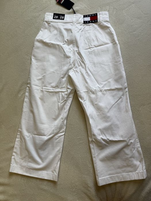 Tommy Jeans 3/4 - бели дънки