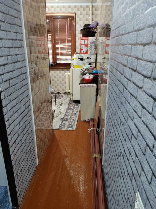 1 xonalik uy sotiladi srochniy