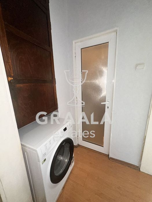 Продава се Тристаен апартамент в София, Оборище - 117 кв.м за 2539 €/кв.м - Снимка #4