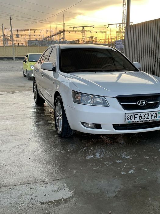 срочна продаю  Хундай соната нф