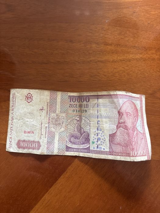 Bacnota 10.000 lei  veche  in stare buna