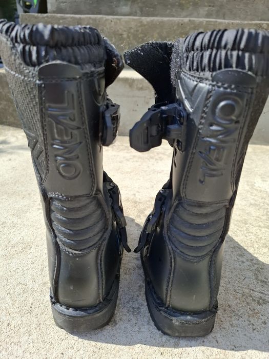 Детски кросови ботуши O'NEIL 
Размер 31
Слагани са няколко пъти,нормал