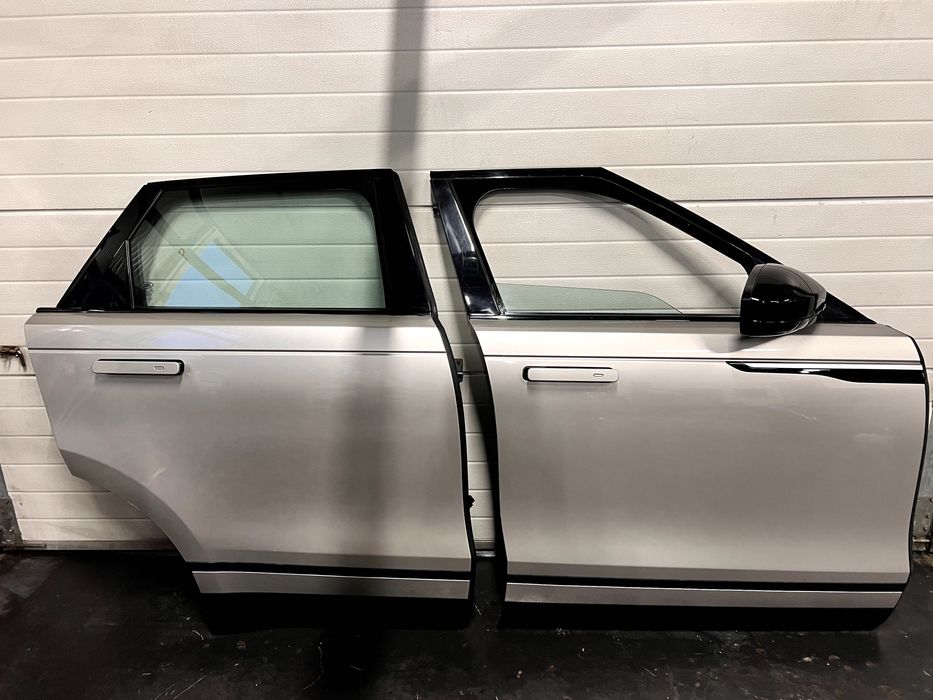 Usa / Portiera fata, spate dreapta Land Rover Range Rover Velar