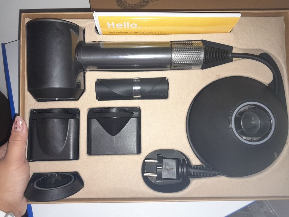 Продам Фен Dyson дайсон