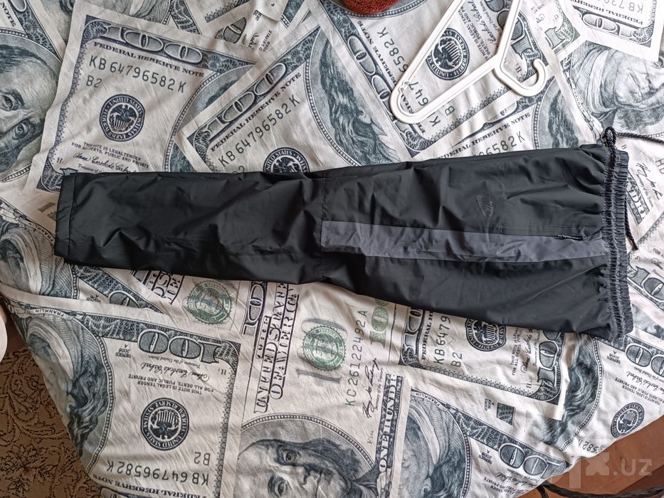Оригинальные штаны Nike
