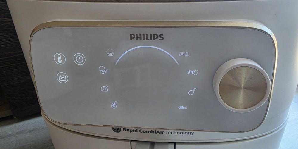 Еър фраер Philips HD 9876 2200w