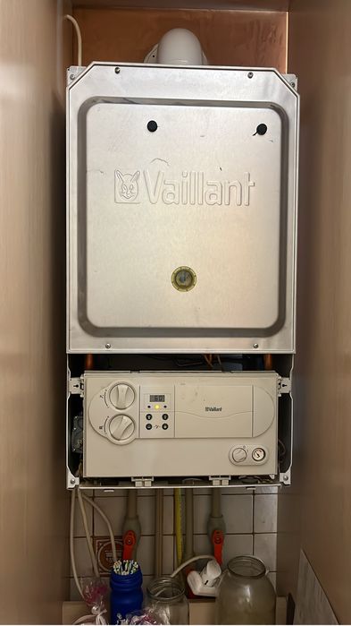 Кател на запчасти