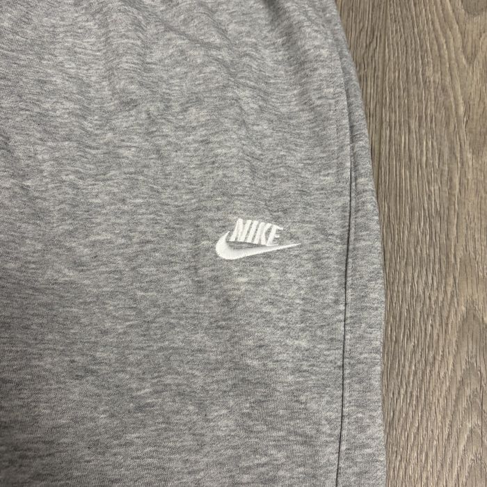Nike Sportswear сиви панталони – L