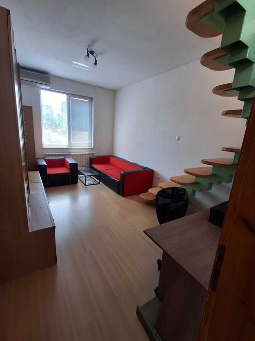 Дава се под наем Двустаен апартамент в Пловдив, Младежки Хълм - 60 кв.м за 400 € - Снимка #1