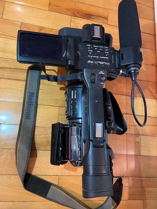 Sony камера с касета HDV 1080I/ mini DV