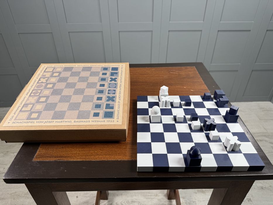 Шахмат в стил Bauhaus КК012