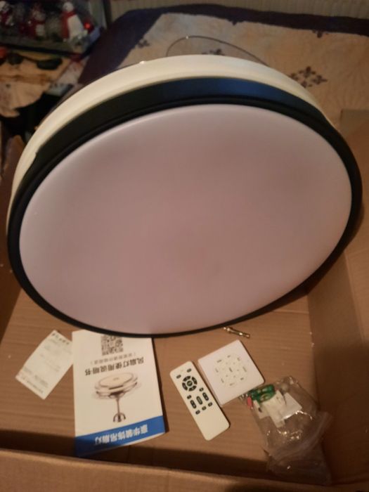 Vând Lampe cu Ventilator noi