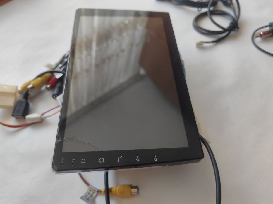 Sistem audio auto Android 10 inch pentru Logan